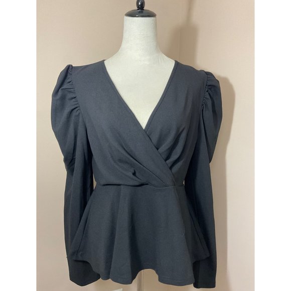 Women's Greathe Black Wrap Top Size: Large - Picture 2 of 12